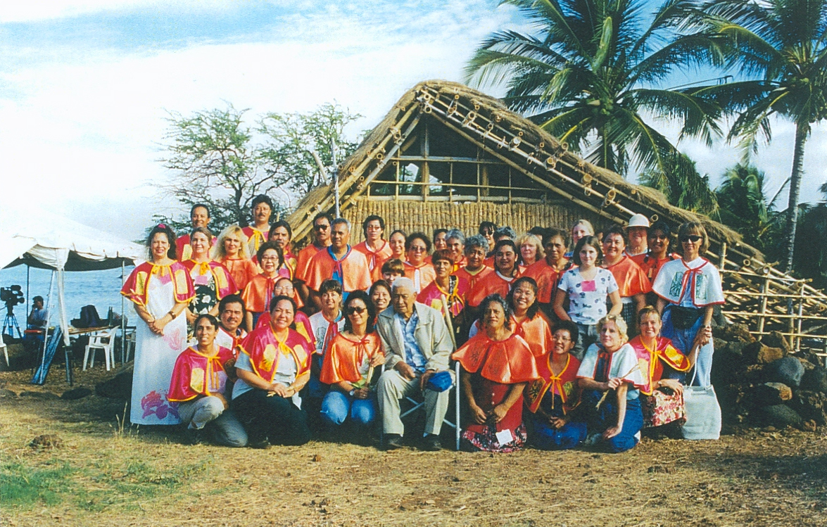 Uniki Lapakahi Graduation - November, 2000